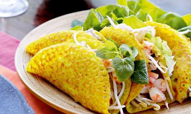 Vietnam’s bánh xèo offers more than just rich history