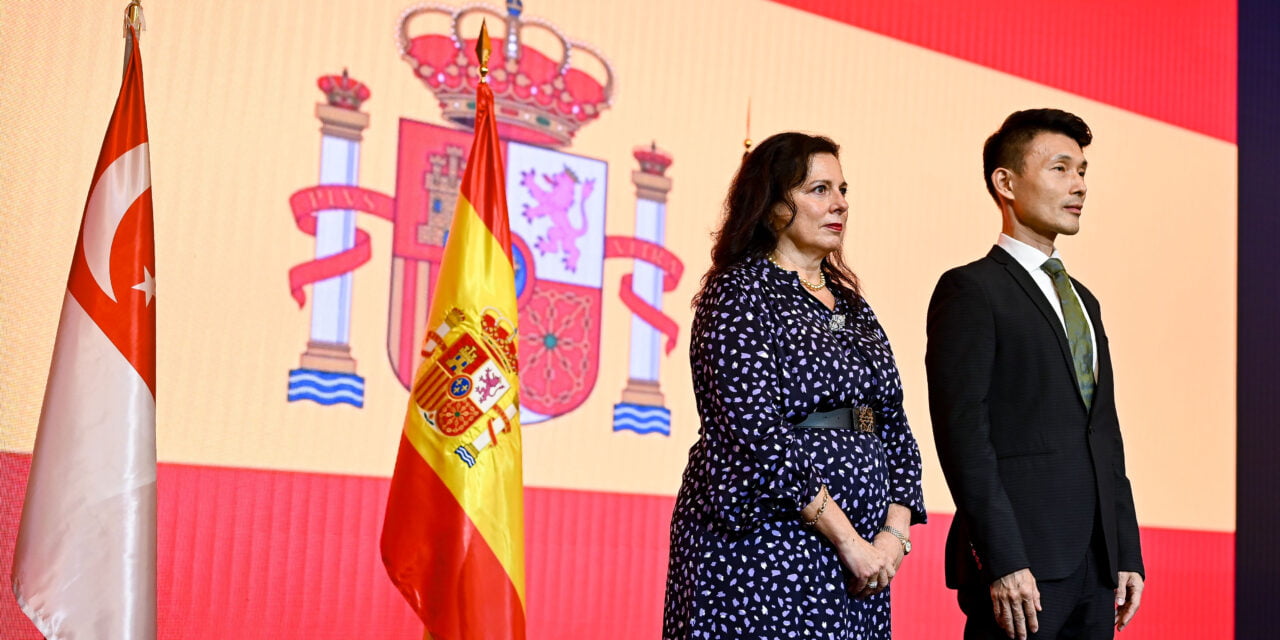 Ambassador Mercedes Alonso leads Spanish national day Celebration in Singapore