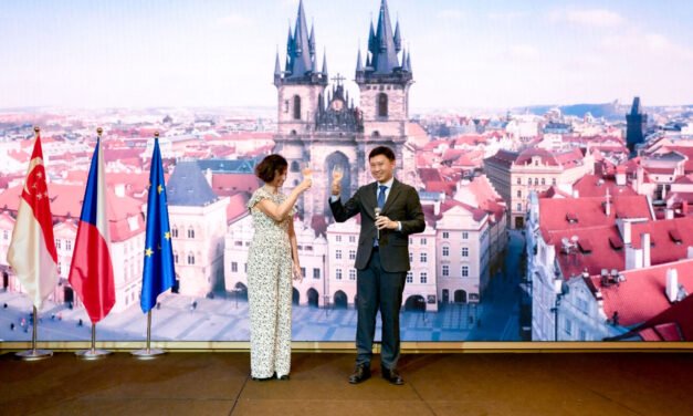 Strong Singapore-Czech relations highlighted at Czech national day celebration