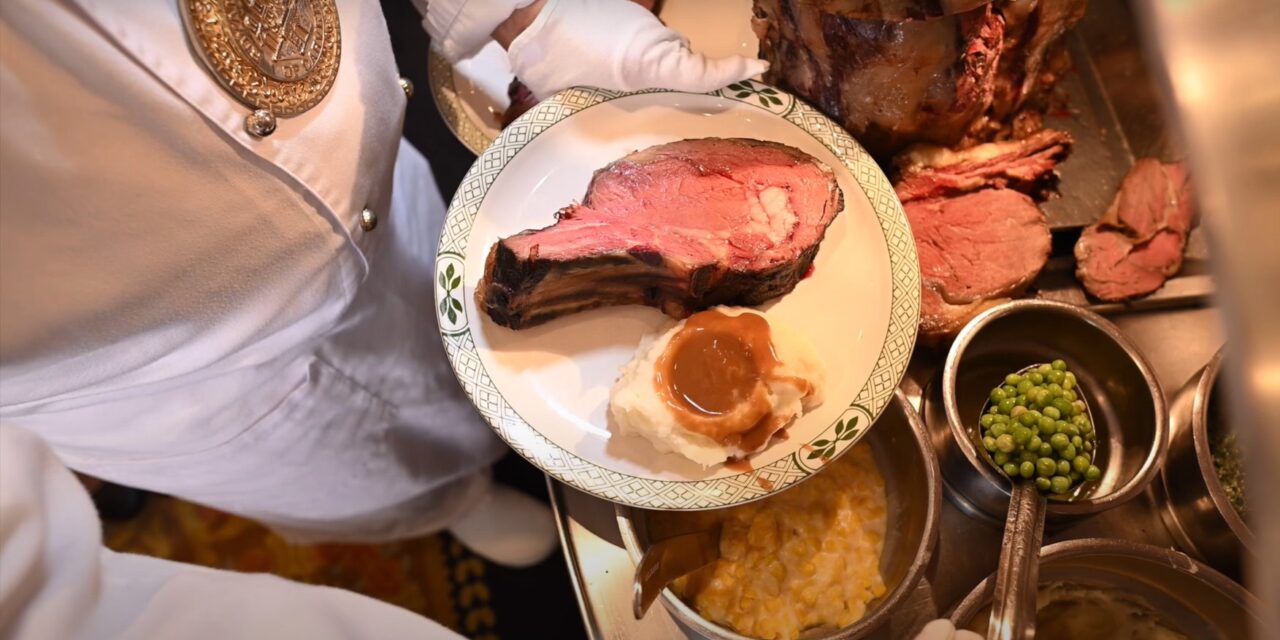 VIDEO: Dinner at Lawry’s The Prime Rib Singapore with Executive Director Juan Jimenez