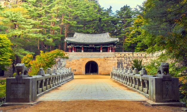 South Korea’s Buddhist temples offer a blend of tradition and nature