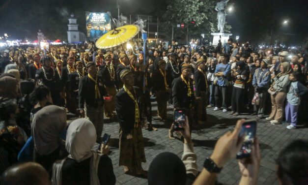 The Royal Courts of Java: Where Indonesia’s Traditions Endure